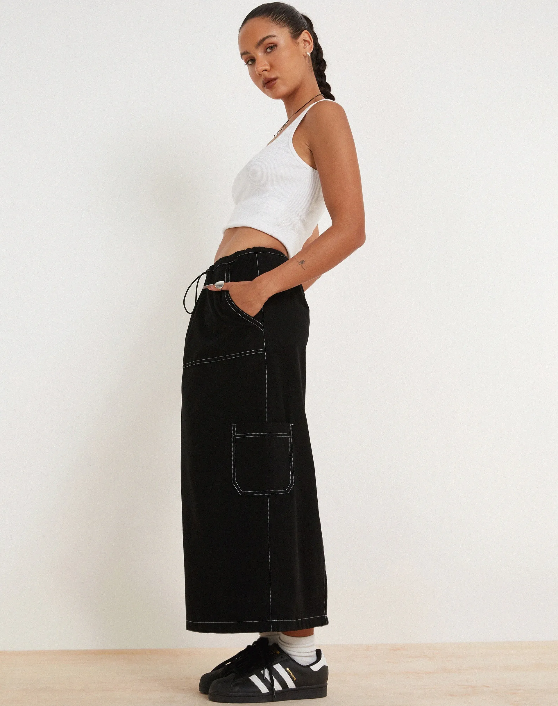 Swari Midi Cargo Skirt in Black