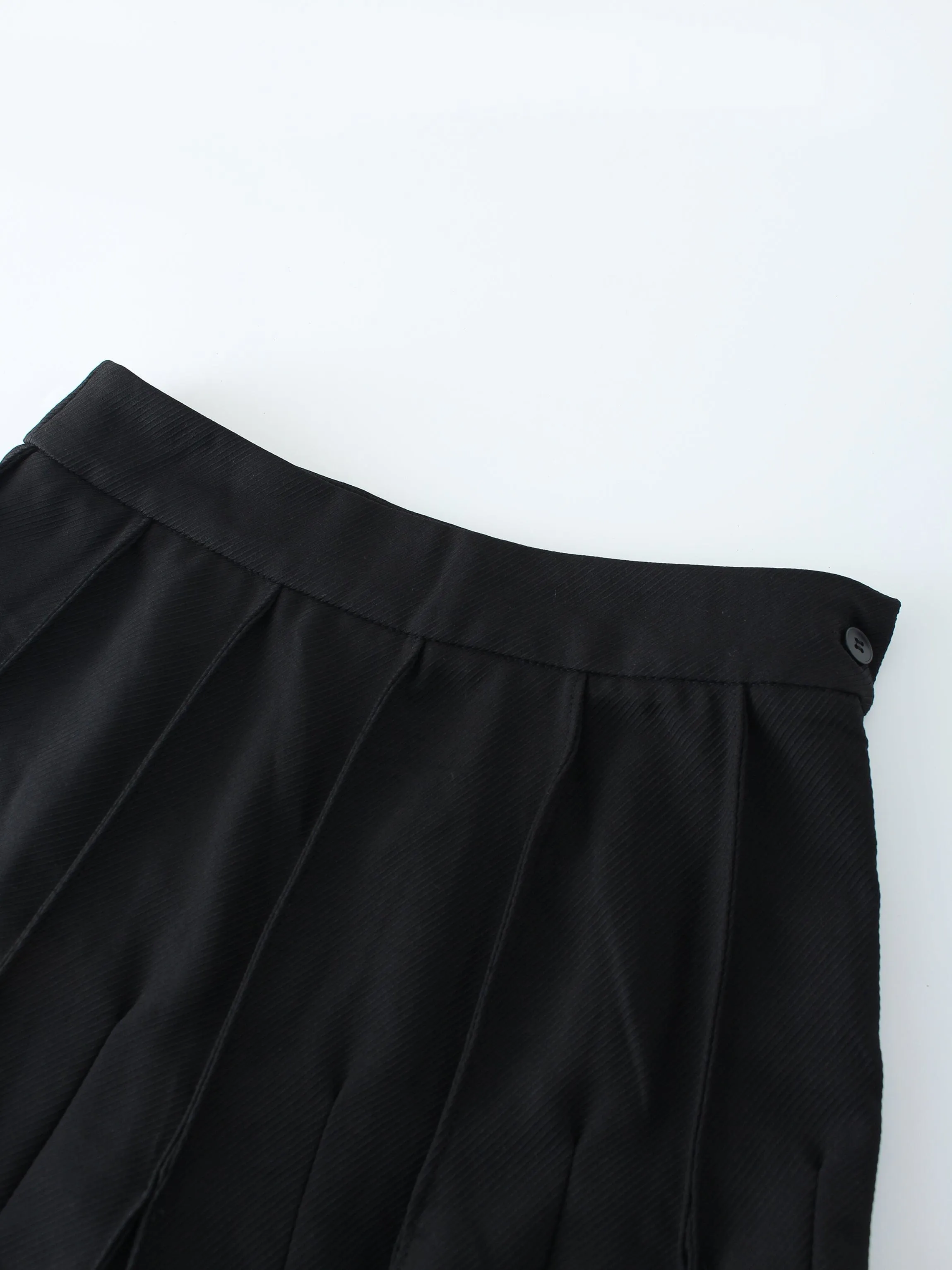 Top Stitched Pleated Skirt-Black